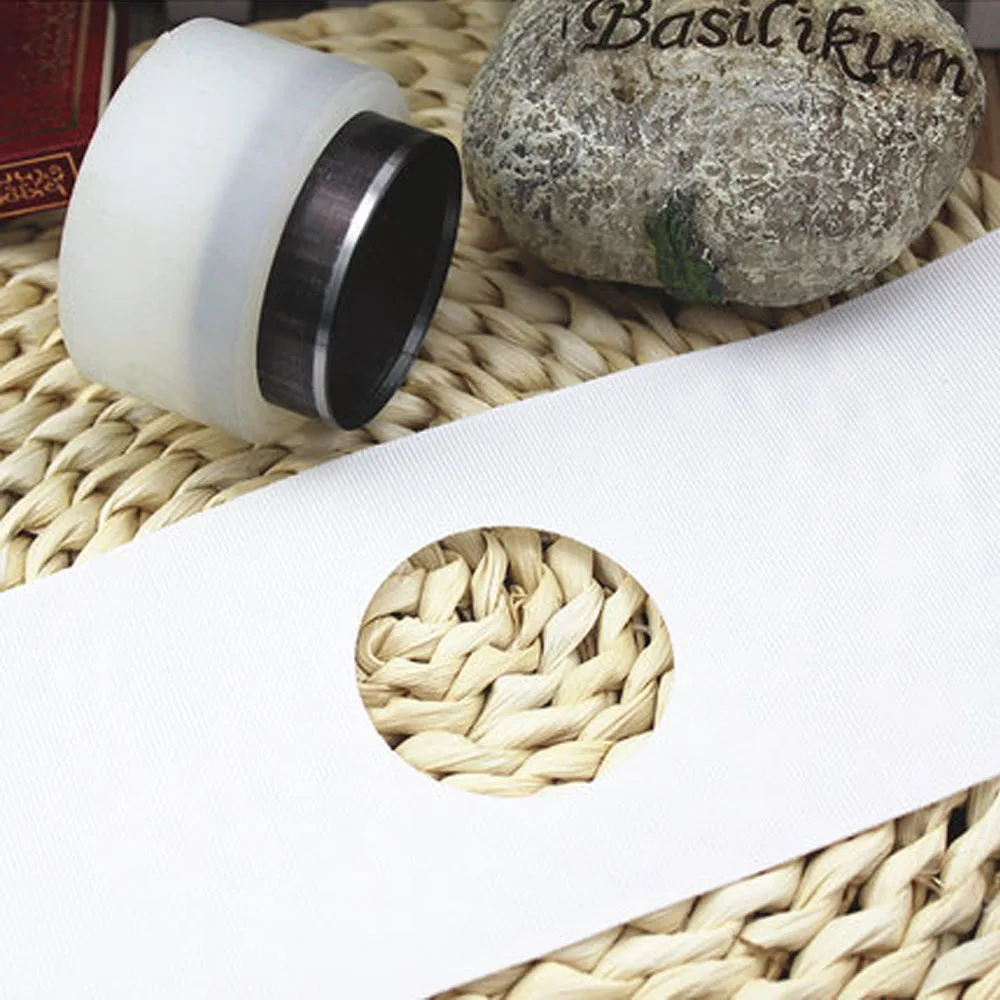 New Manual Curtain Roman Ring Hole Punch Including A Finger Tip And