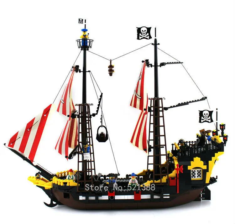 

780 bricks Pirates The Brick Bounty Toys for children DIY Building Blocks CHI308 self-locking bricks Compatible with Lego 70413