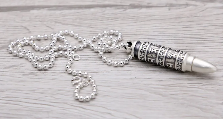 silver-gau-pendant002I
