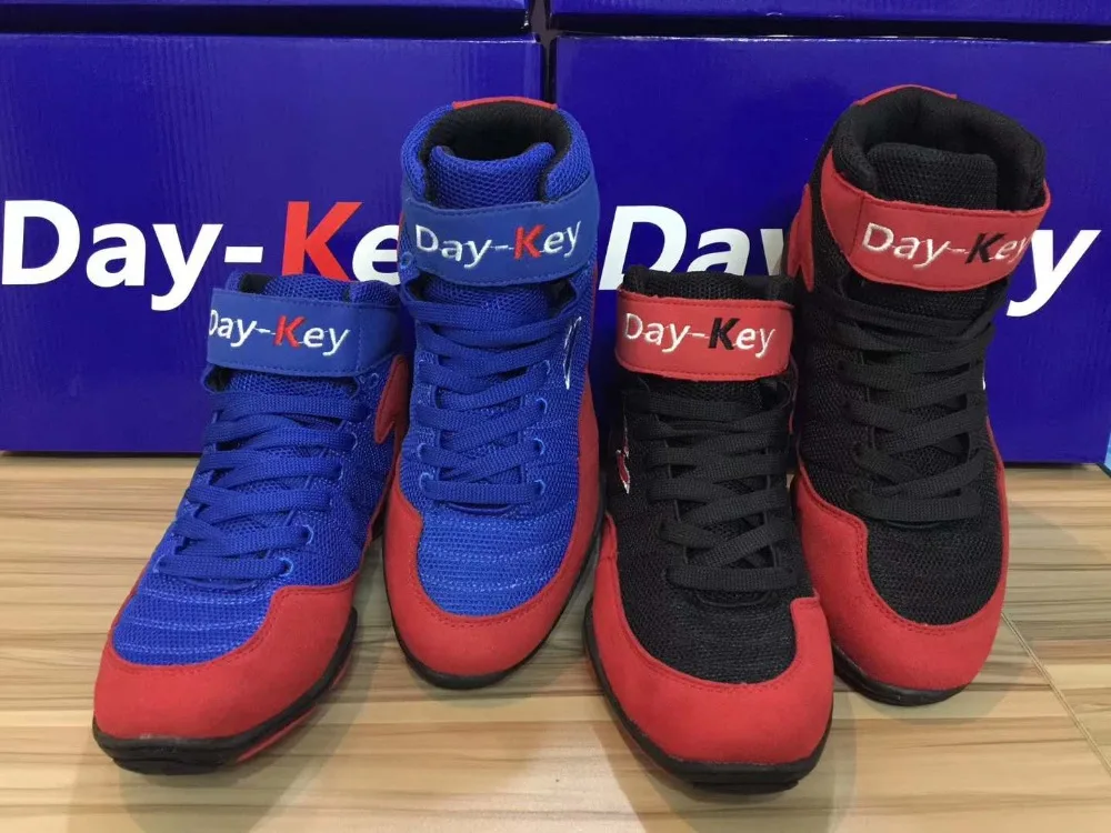 2 colors professional boxing Authentic wrestling for men 2 colors professional boxing Authentic wrestling for men