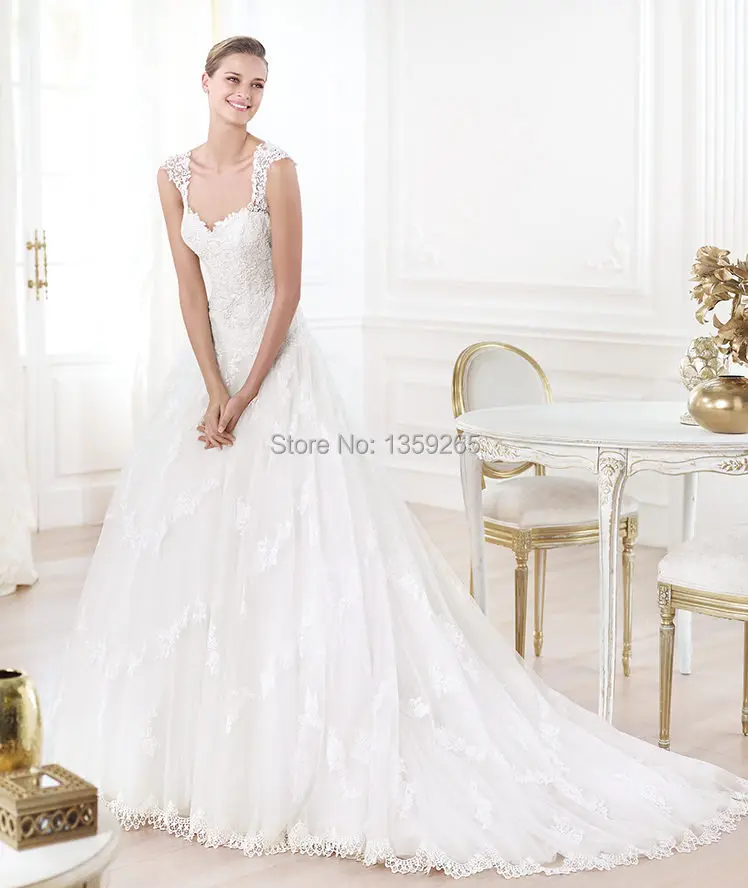 Low Back 2014 Venus Wedding Dresses With Lace Appliques Vestidos