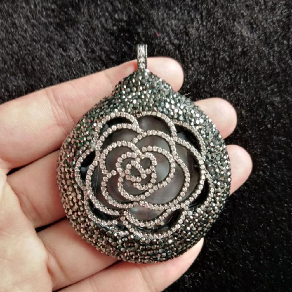 Black Rhinestone Rose Flower Pendant Jewelry Making High Quality Shell Pearl Pendants Necklace