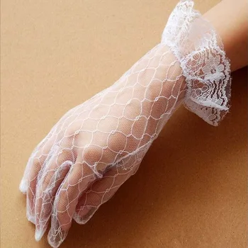 

1 pair Elegant Style Sun Protection Accessories Lace Hollow-Out Gloves Delicate Lace Jacquard Pattern Lace Gloves Wedding Gloves