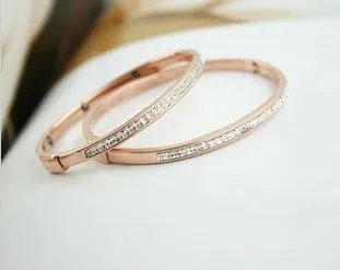 

Best selling Super Flash Crystal Bracelet with Crystal Bracelet Rose Gold bangle Fashion Trend Titanium Steel Love Jewelry