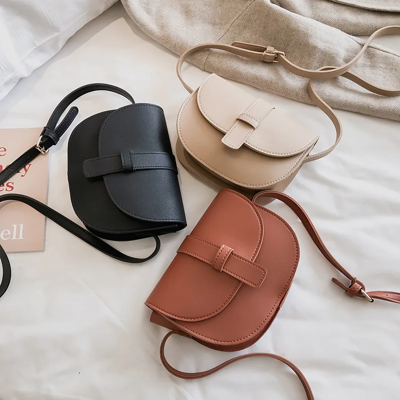 

Winter new Korean ulzzang fashion Harajuku mini casual shoulder bag chic Japanese simple retro female slung small square bag