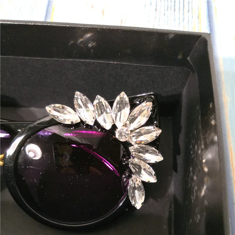 Vintage Small Round Diamond CAT Sunglasses Women Brand Designer Fashion punk Colorful Rhinestone Shades UV400