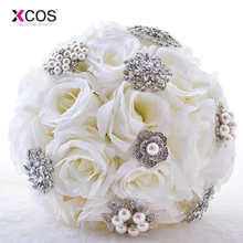 Романтический цвета слоновой кости Сатиновые розы/украшение на свадьбу букеты с украшением в виде кристаллов бусины, жемчужины Ramos de Novia Artificiales Свадебный букет держатель