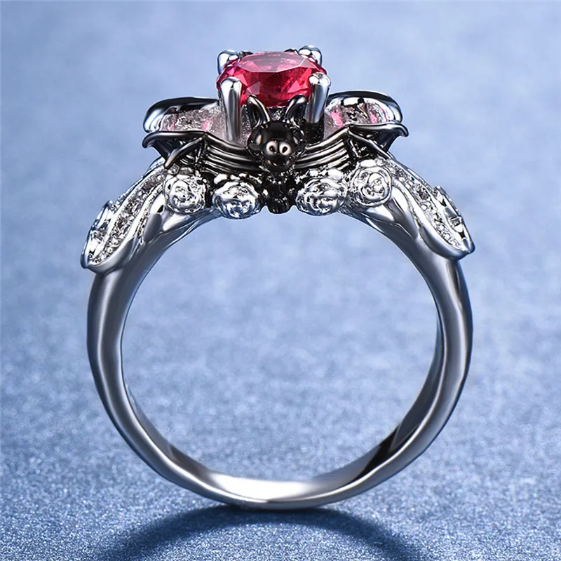 

Gothic Punk Style Red Stone Ring Vintage Men Women Bat Animal Ring Unique Retro Wedding Bands Rings Jewelry