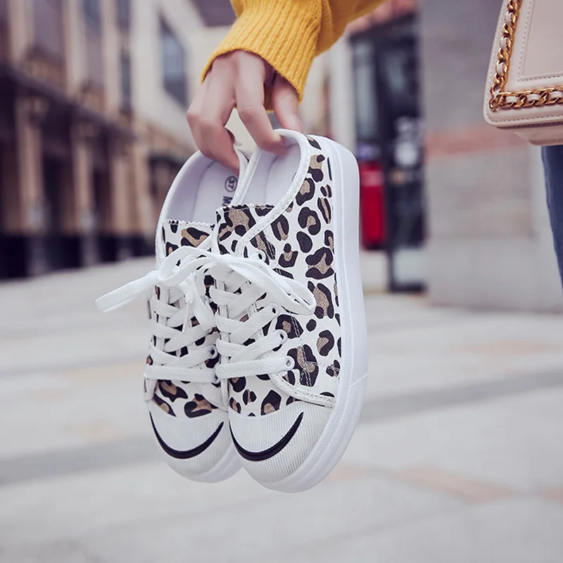 

Summer Flat Heel Leopard Women Canvas Shoes Round Toe Lace Up Casual Shoes Woman Low Top Fashion Sneakers Slippers Style XZ134