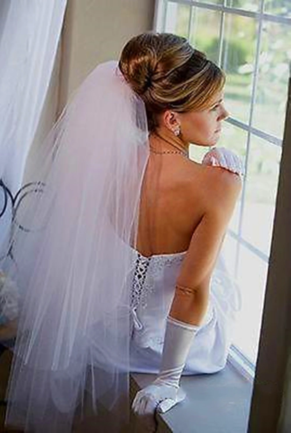 Handmade 2T White Elbow Length Cut Edge Bridal Wedding Veil 