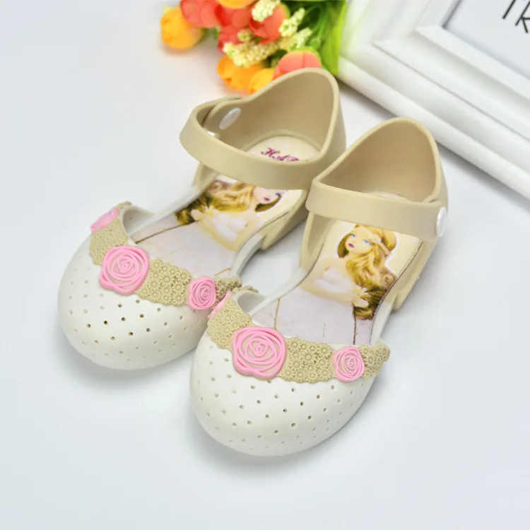 girl-flower-sandals (5)