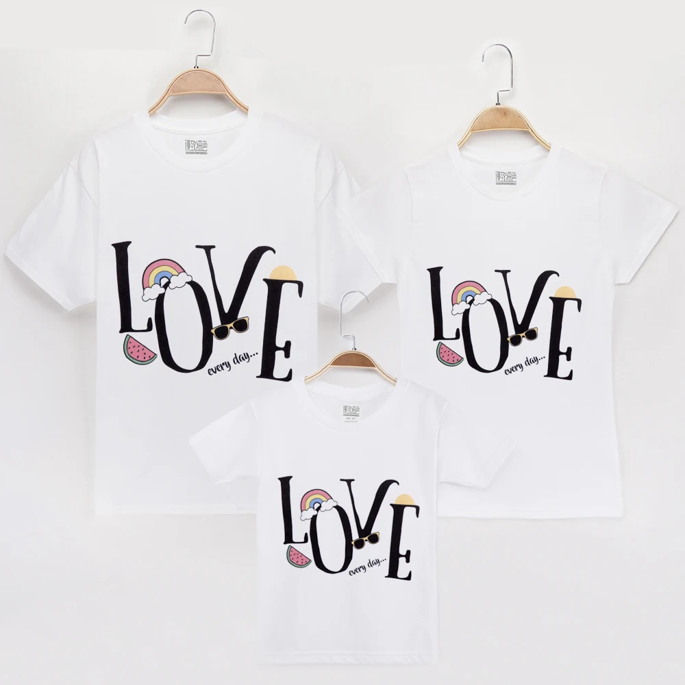 Семейная футболка с надписью Love eaday 100% хлопок одинаковые комплекты для мамы и