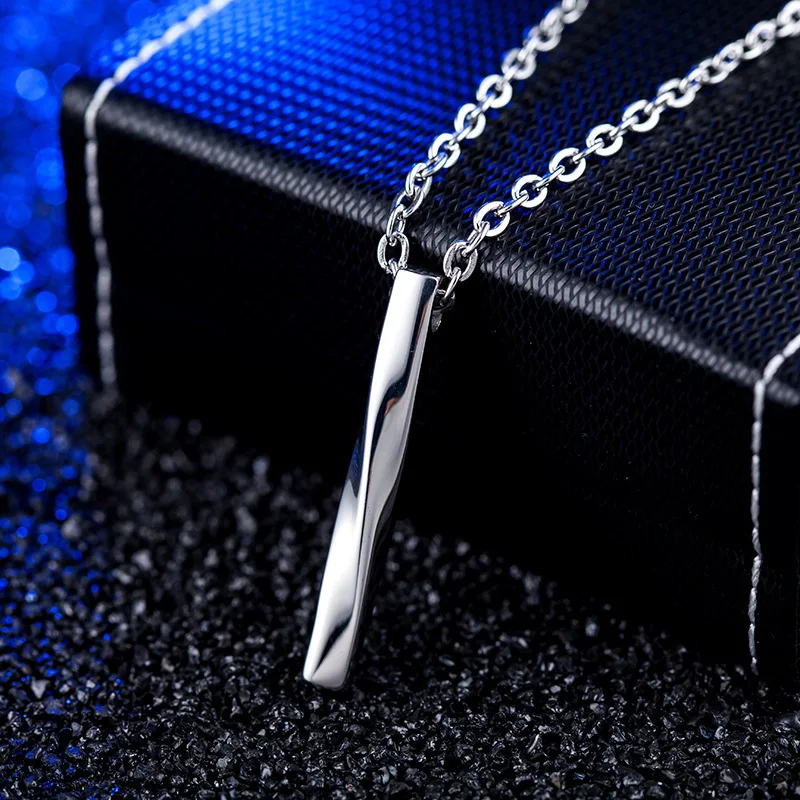 

Dropship 2019 New Fashion Personality Titanium Steel Men's Jewelry Stainless Steel Cylindrical Twisted Necklace Pendant Gifts