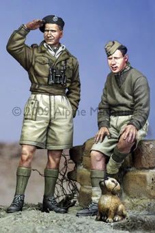 

1/35 Scale WW2 British Soldier and Dog WWII Miniatures Unpainted Resin Model Kit Figure Free Shipping