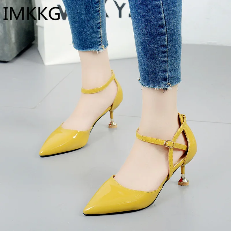 

Women Pumps Mid Heel Pump Ladies Pointed Toe Casual Shoes SandalsHigh HeelsWedding Sexy Pumps Buckle Strap A00105