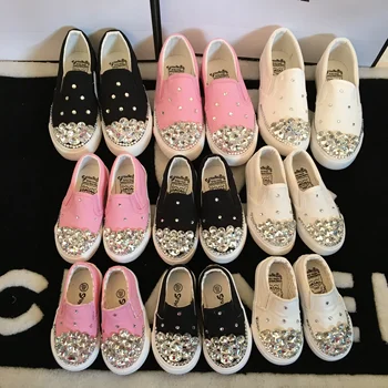 

Spring and autumn new custom handmade rhinestones thick bottom Lok Fu shoes fashion wild flat canvas shoes parent-child shoes
