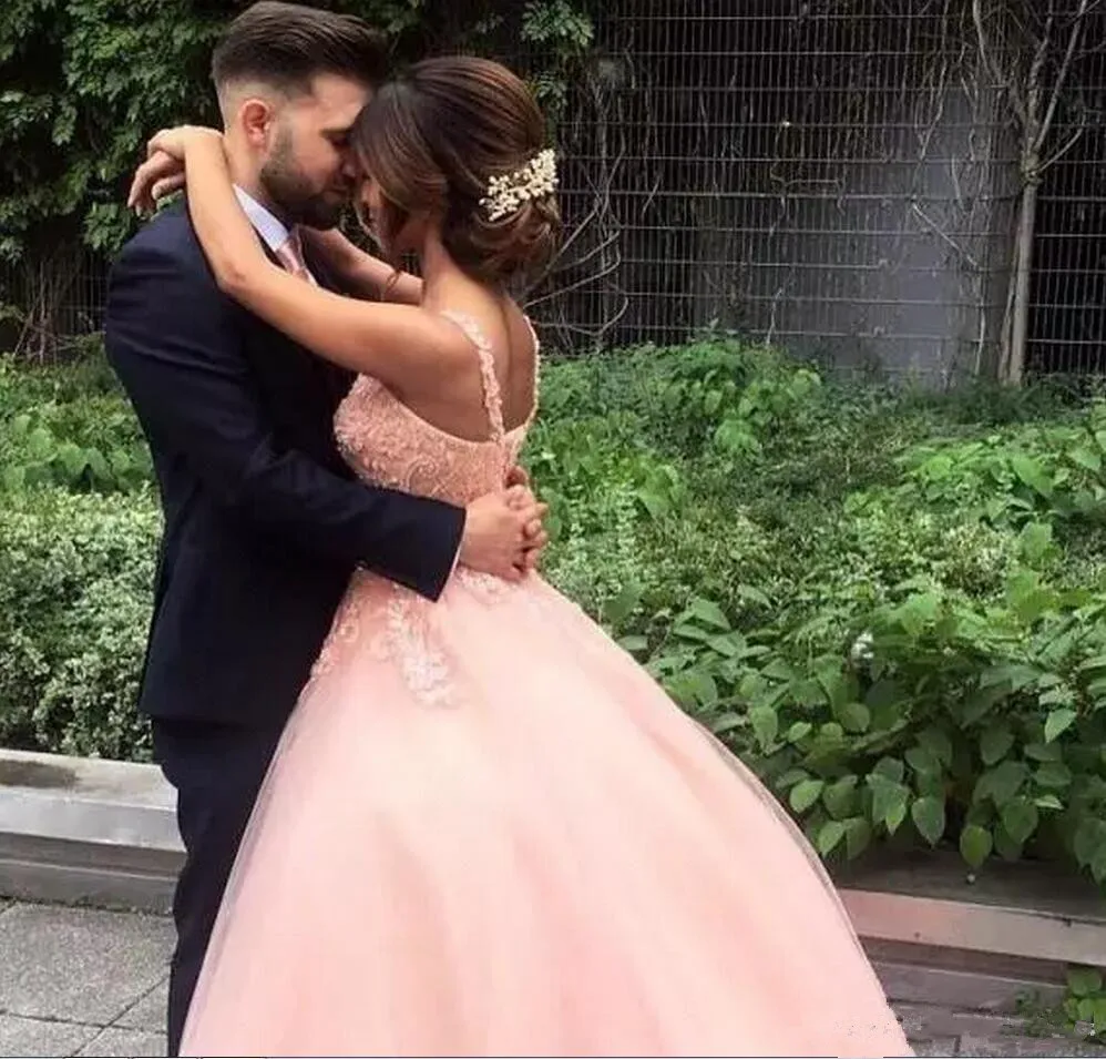 gorgeous-pink-spaghetti-straps-ball-gowns-quinceanera-dress-appliques-corset-back-sweet-16-girls-formal-party-dresses-pageant-sweep-train_