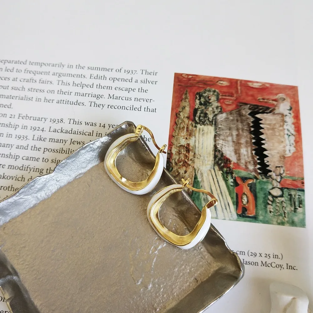 9561486564_2113301229