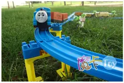 77 шт./компл. Tom Музыка Электрический железнодорожных поездов Электрический игрушки костюм маленький поезд автомобилей детские игрушки для