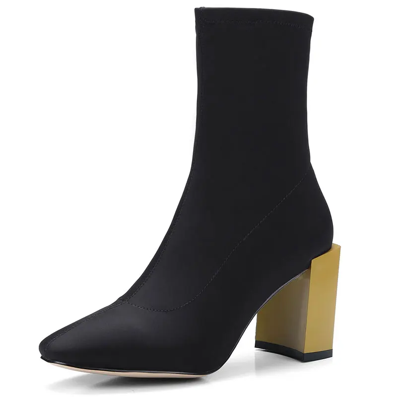 

2018 winter new retro high-heeled ankle boots female round head thick socks socks was thin in the tube elastic wild boots.