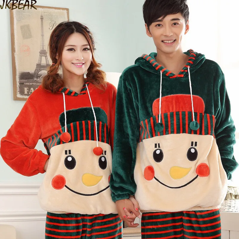 List 98+ Pictures Cute Couple Christmas Pajamas Pictures Completed