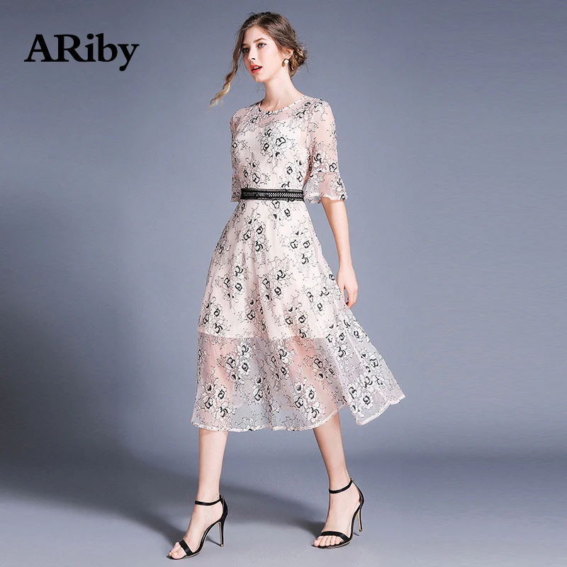 

Women Dress 2019 Summer New Elegant Temperament Lace Lotus Sleeve Splice Butterfly Sleeve O-Neck Printed Mid-Calf A-Line Dress