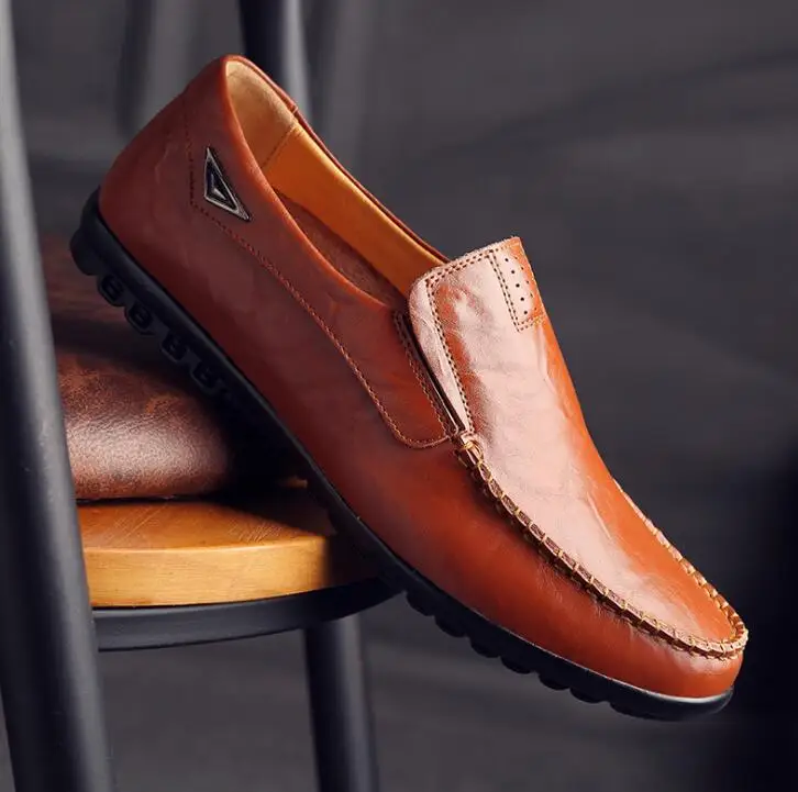 Movechain Для Мужчин's Разделение Лакированная кожа повседневные Лоферы Для мужчин удобная модная обувь человек из натуральной кожи Бизнес на