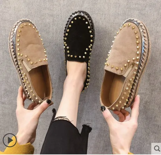 

Ins small leather shoes retro women 2019 new style personality rivet with thick sole ladies loafers spring single shoes