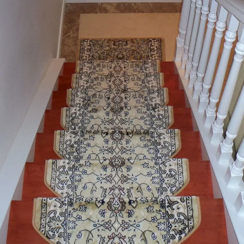 High grade Staircase carpets Non Slip mats and rugs for stairs skid