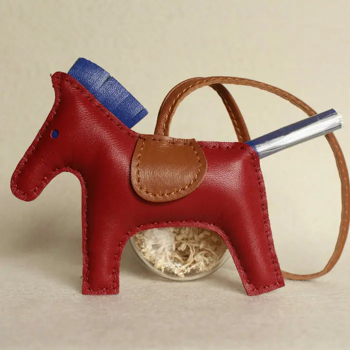 Famous Brand Cute Luxury Handmade Lambskin Genuine Leather Horse Keychain Pendant Animal Key Chain Women Bag Charm Accessories Famous Brand Cute Luxury Handmade Lambskin Genuine Leather Horse Keychain Pendant Animal Key Chain Women Bag Charm Accessories