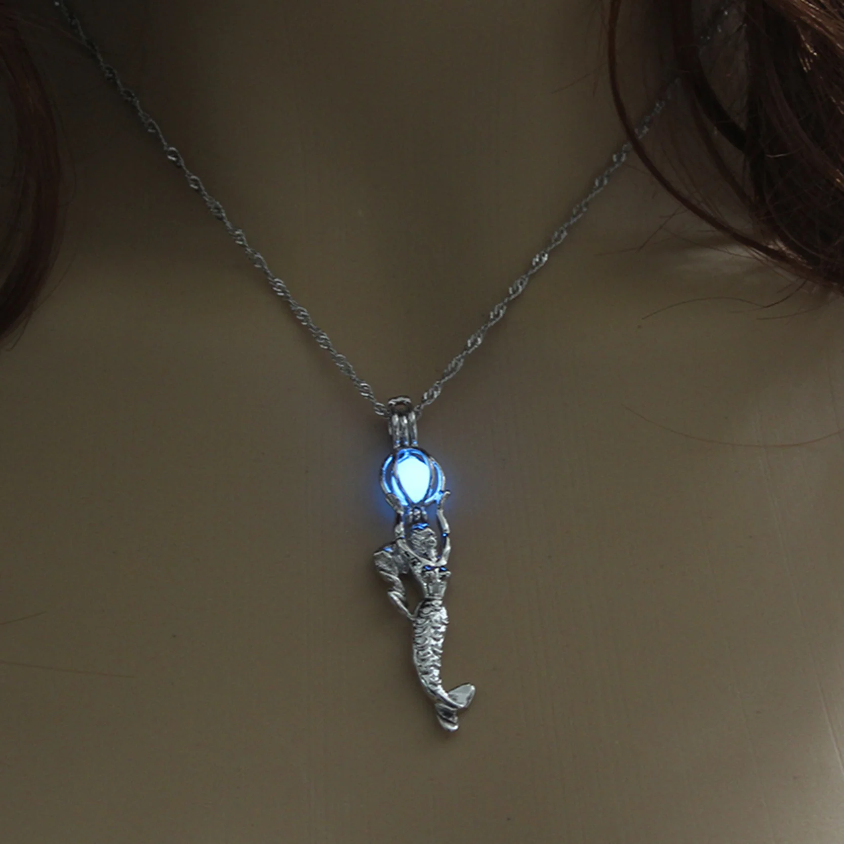 Летнее ювелирное ожерелье с подвеской-русалкой светится в темноте колье-чокер 3 цвета светящаяся для женщин подарок серебряная цепочка