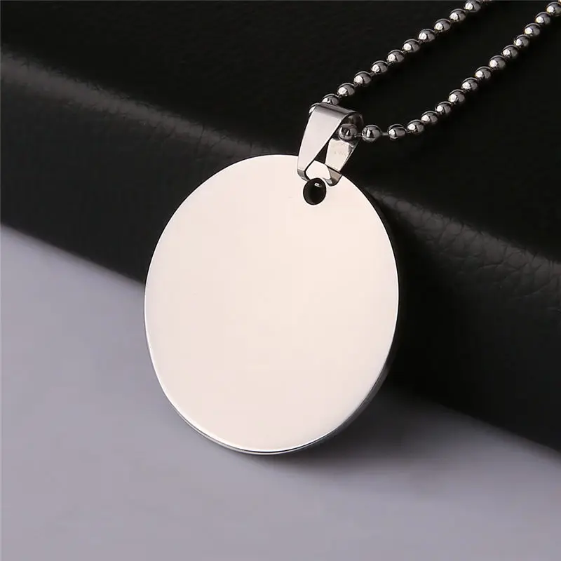Round pendant,