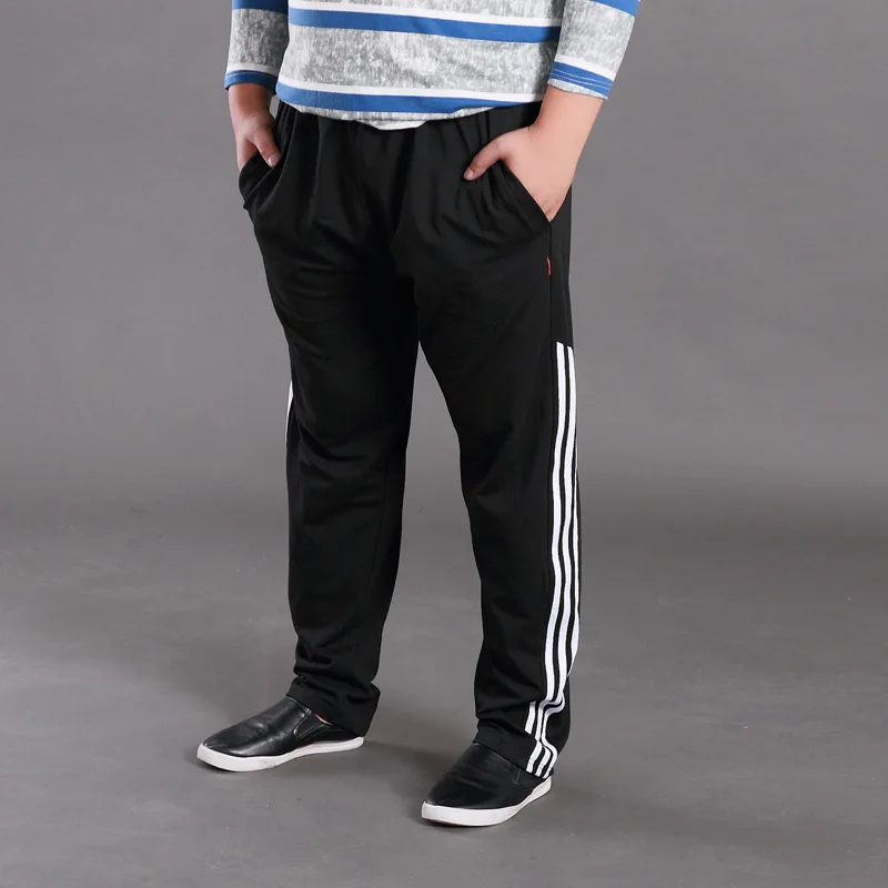 Супер свободные мужские повседневные штаны брендовые прямые брюки размера плюс 7XL с эластичной талией мешковатые штаны для бега спортивные штаны с боковой полосой - Цвет: Черный