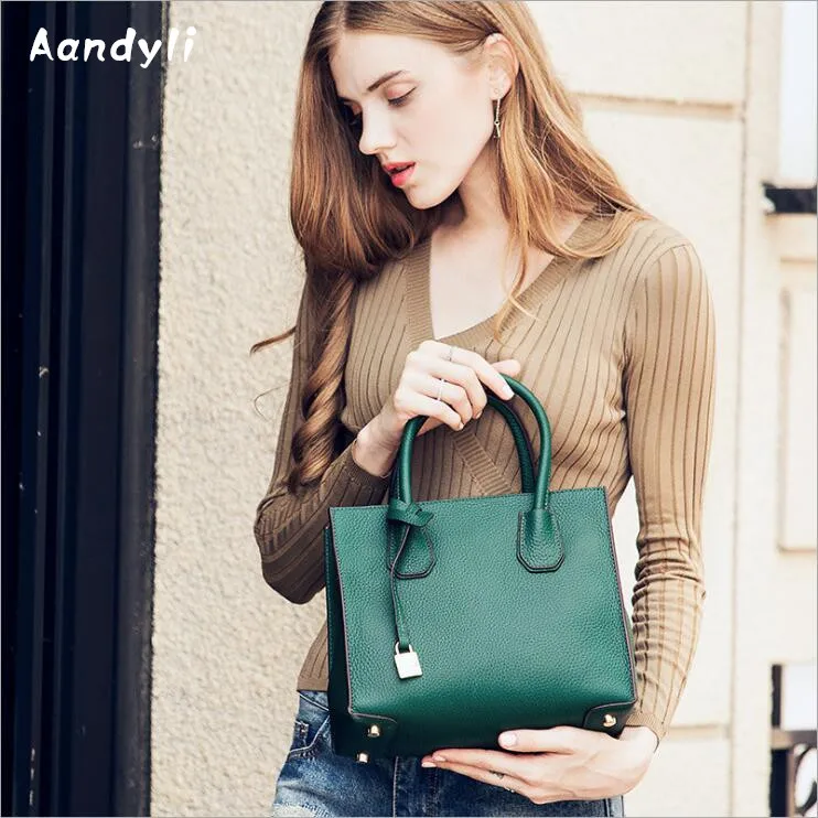 

2018 Fashion Lock Handbags European Women's shoulder bag Genuine leather Women bags