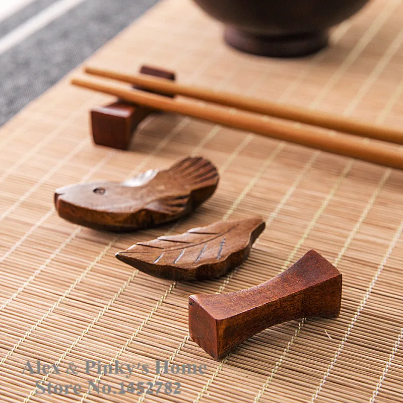 1pc Japanese Cooking Utensils Wooden Chopsticks Holder Creative Decorative  Chopsticks Pillow Care Chopstick Rest