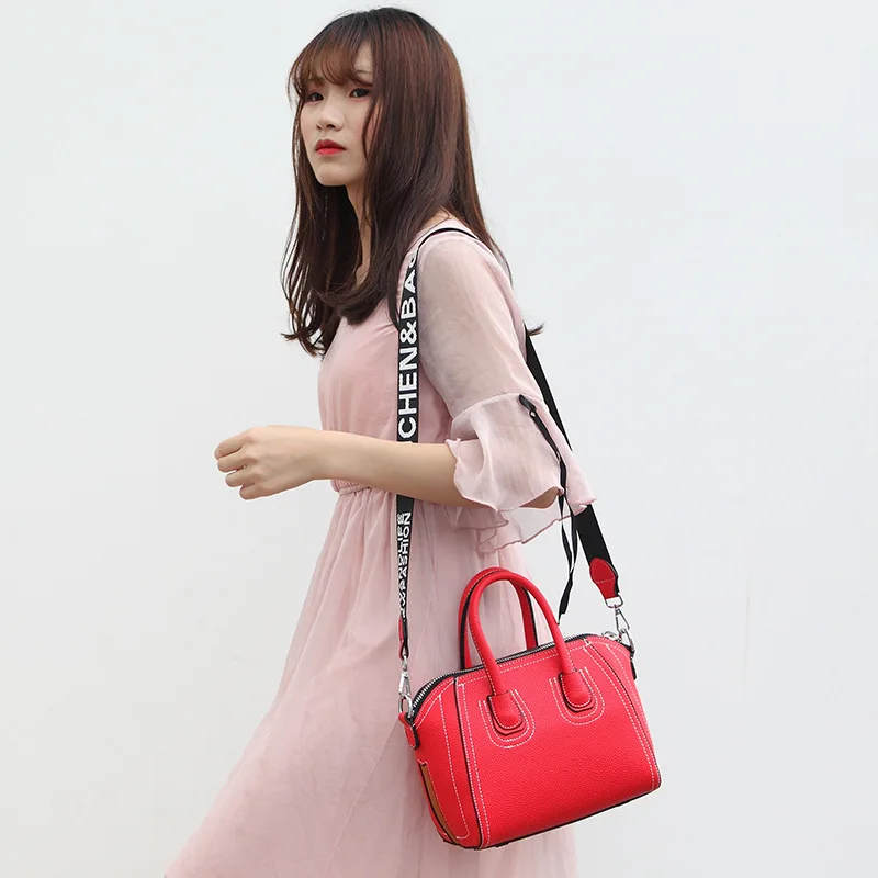 Simple solid color fashion brand Korean smiley face designer handbags high quality lychee soft face Genuine Leather women bag