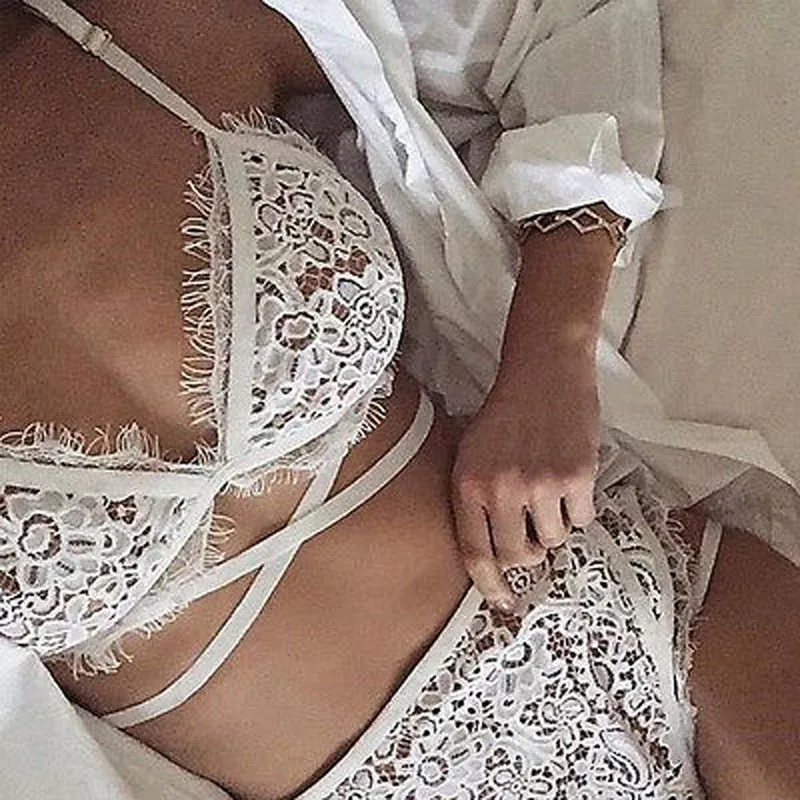New-Women-s-Sexy-Lingerie-Lace-Underwear-Vest-Top-G-string-Bra-Panty-Set-White (3)