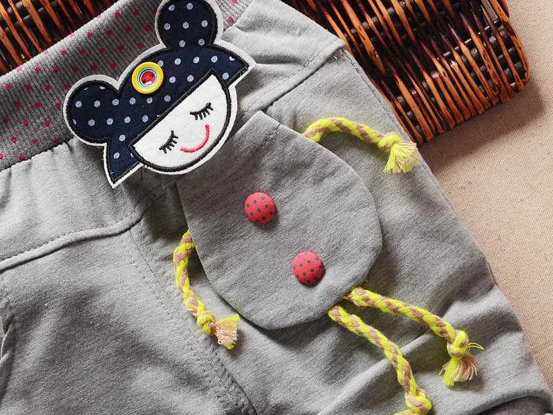 2809951825_926338012