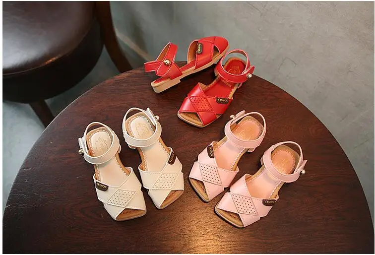 girls sandals (86)