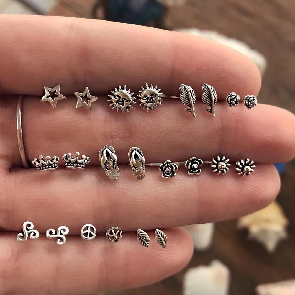 AILEND 11 Pairs Women Stud Earrings Set Bohemia Sneaker Cute Peace