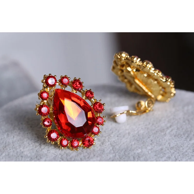 

Fashion Trendy Red White Clear Crystal Clip on Earrings Ear Cuffs Women Red Kaffa Earring Ear Clip Without Puncture EH006