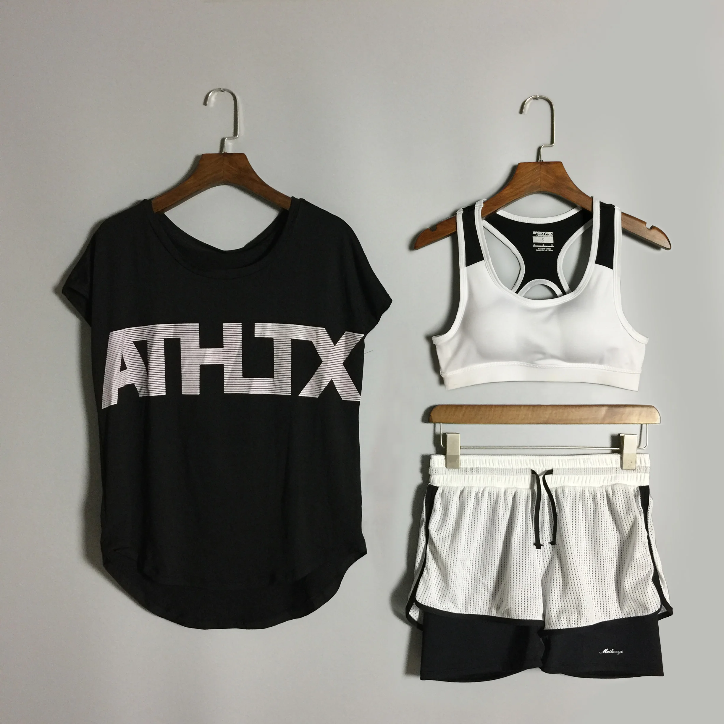 

3 PCS Set Women's Yoga Suit Fitness Clothing Sportswear For Female Workout Sports Clothes Athletic Running Yoga Suit Sets