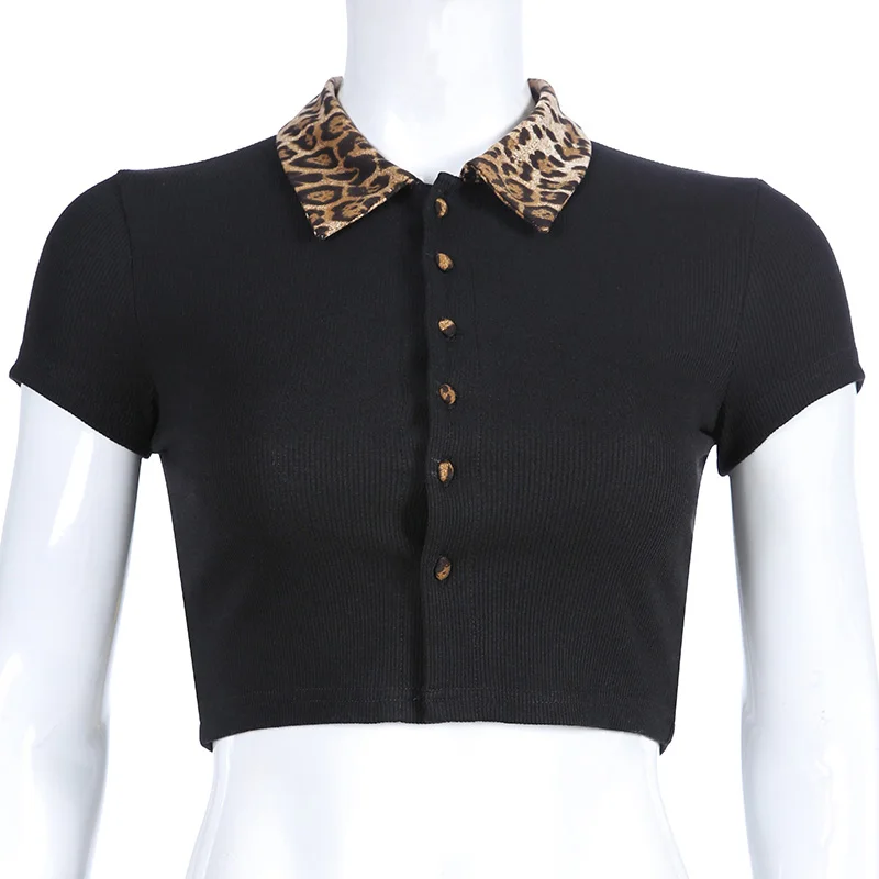 black t-shirt Darlingaga, модные черные футболки с леопардовым принтом, ребристые пуговицы, облегающий топ с отложным воротником, женская футболка, лето, Короткие - Цвет: black t-shirt