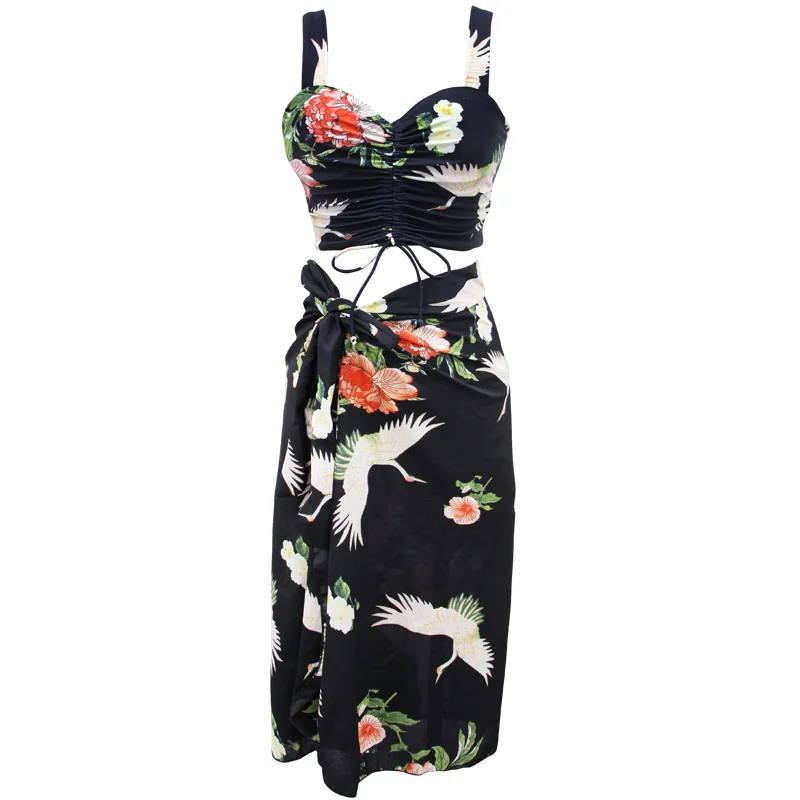 

Black pleated drawstring bikini with cute chiffon skirt beachwear three-piece bikini