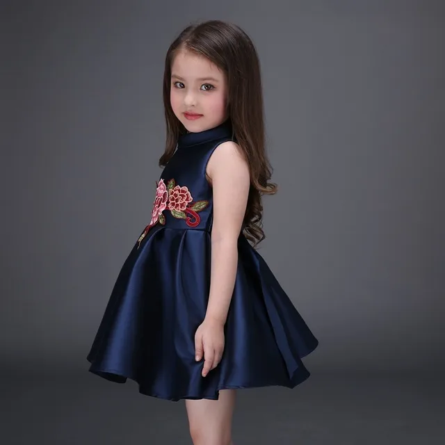 Chinese Girls Dress Sale
