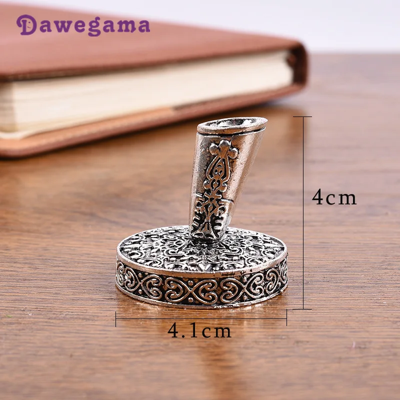 

Feather Pen Nib Stand Metal Round Pen Holder Cap Base Fountain Pen Accessories Stainless Steel Stationery Gift European Vintage