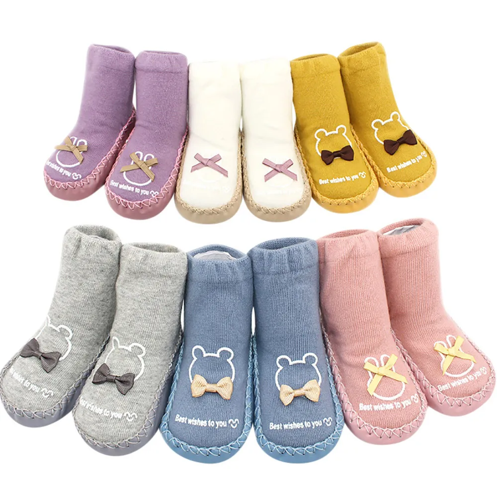 Носки-тапочки с буквенным принтом и бантом для новорожденных мальчиков и девочек Нескользящие носки для малышей Зимние теплые носки для малышей гетры, Skarpetki