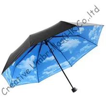 Перевозка груза падения допускается, три сложения, голубое небо дизайн, рука открыть, ветрозащитный, supermini, карманные зонтики, УФ защита, черное покрытие