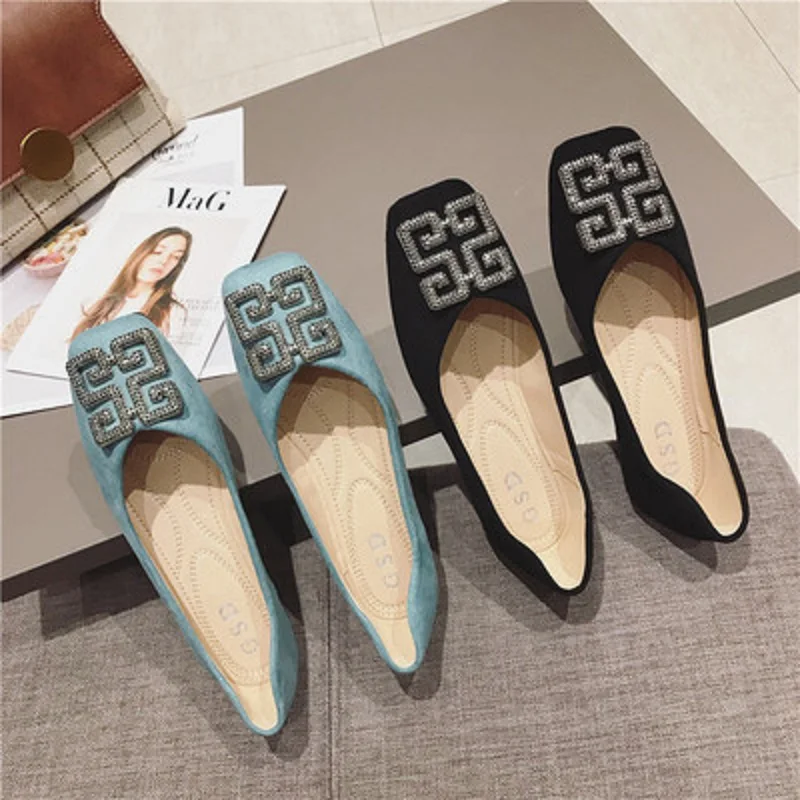 

Spring new square head shallow mouth retro rhinestone flat bottom net red soft bottom women's shoes