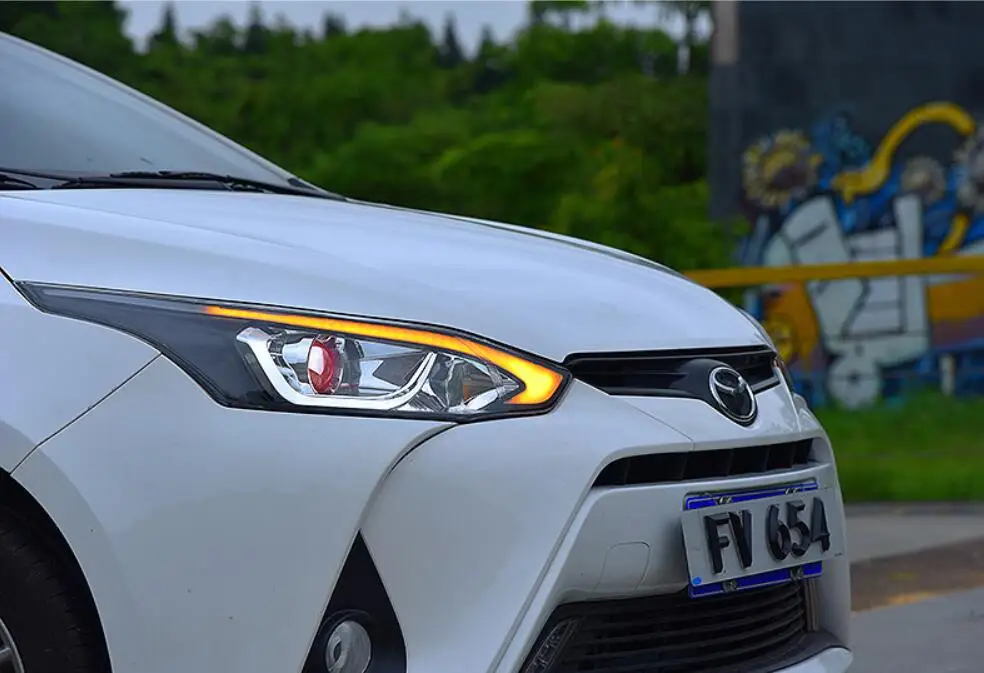 Одна пара автомобилей Стайлинг Для Yaris фар года DRL hid лампы Биксеноновые линзы hi lo луч парковка противотуманная фара yaris головной свет